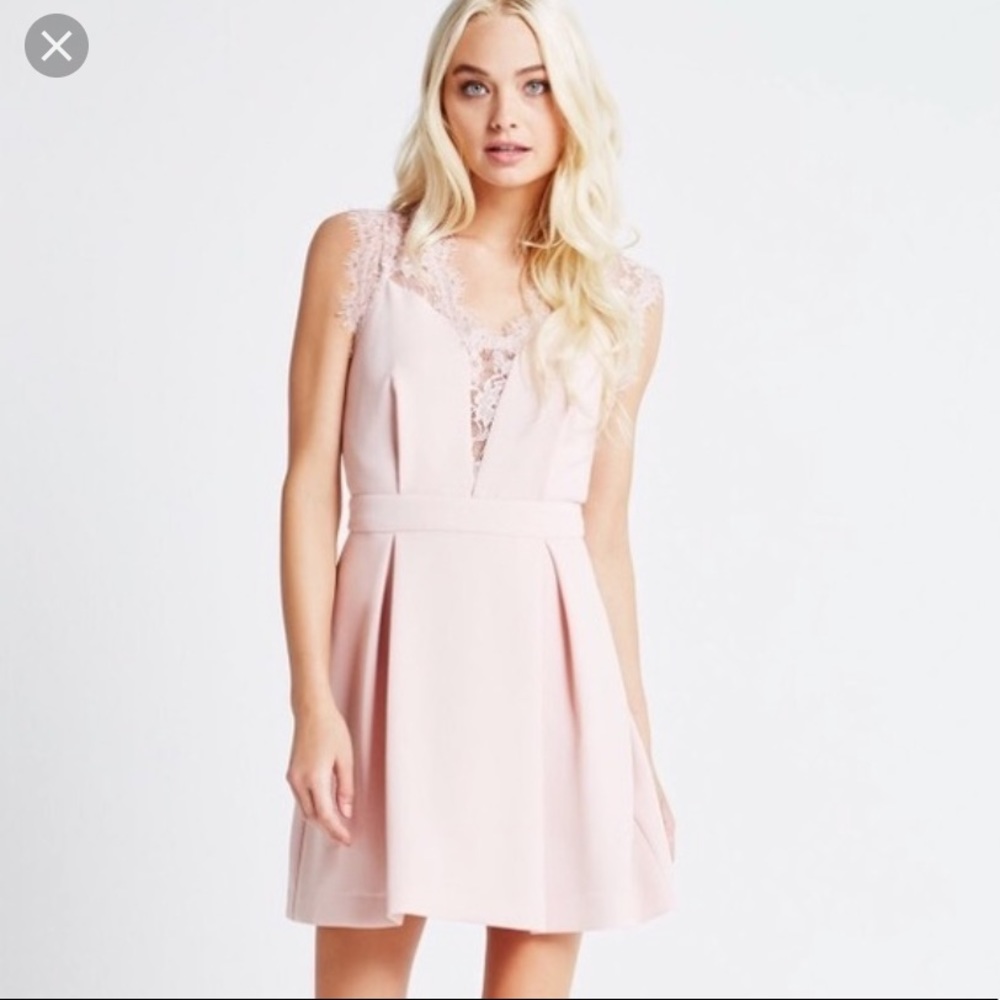 BCBG Generation lace back pleated dress size 6